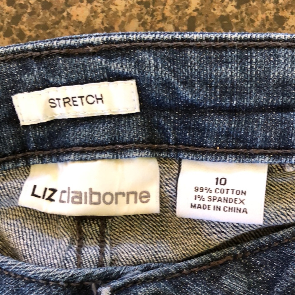 Liz Clairborne Blue Jeans Mid Rise Straight Leg Size 10 - Picture 5 of 7